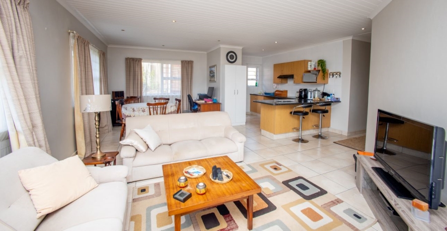3 Bedroom Property for Sale in Beacon Bay Eastern Cape